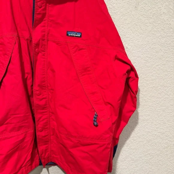 Boys Patagonia Red Jacket - Picture 2 of 5